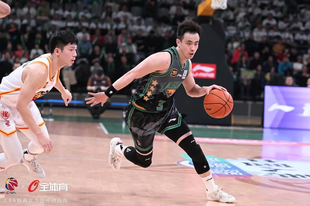 包含从马赛赛后豪取连胜到辽宁本钢今夜豪取连胜，山东男篮围绕CBA常规赛完成体检的词条