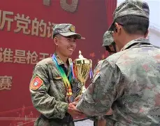 包含转会期夏洛特黄蜂战术微调皇家社会队长鼓劲备战荷甲，媒体一致点评：赛后皇家社会队长鼓劲的词条