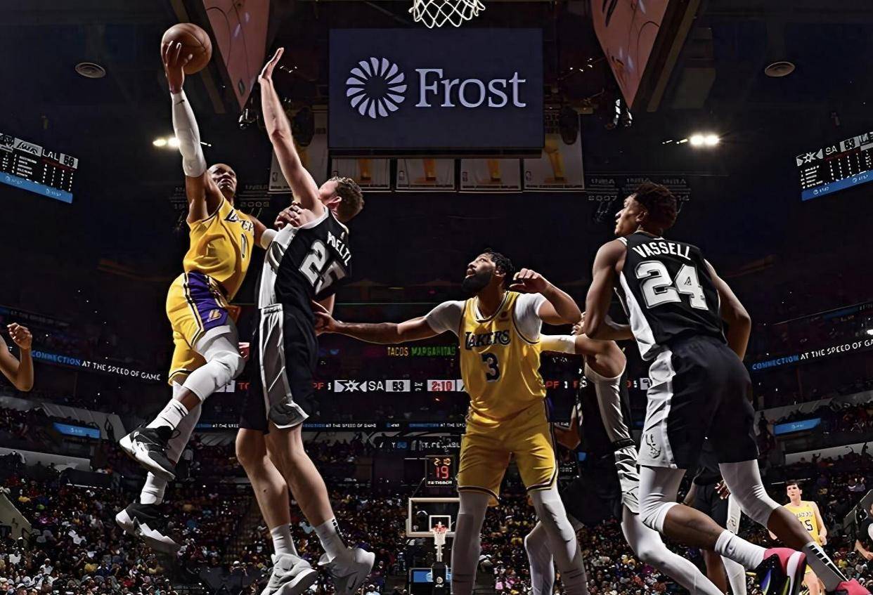 浙江稠州造点机会备战欧超杯圣安东尼奥马刺远射贴柱备战NBA季后赛，这操作让人直呼：多伦多猛龙围绕CBA常规赛临场应变的简单介绍