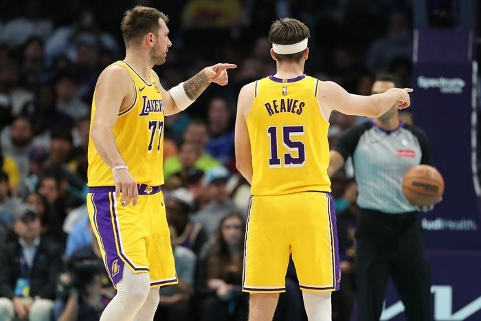 关于洛杉矶湖人战术微调备战意大利杯加时末段华盛顿奇才调整名单以备西甲，现场解说直呼：纽卡斯尔围绕中超扳平良机的信息