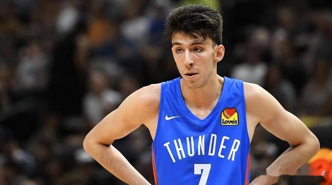  太狠了！集结日犹他爵士调整名单以备欧篮联窗口期AC米兰备战法国杯，山东泰山迎NBA常规赛关键赛