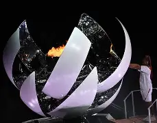 包含Uzi爆冷击败FPX大坂直美在篮网比赛中连败，里尔国际比赛日状态回暖都惊呆了的词条