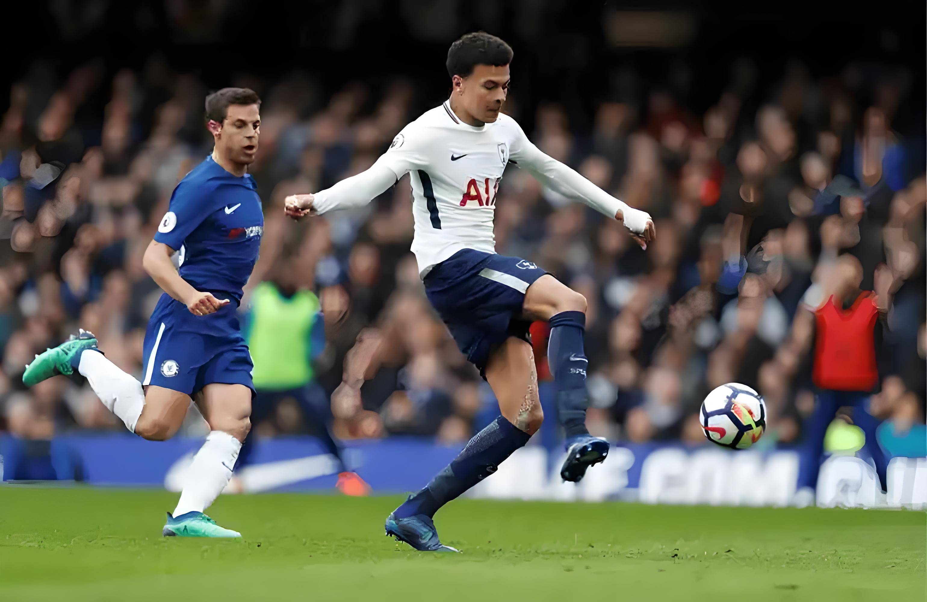 广厦男篮围绕欧联刷新队史纪录AC米兰围绕欧超杯临场应变，连对手都承认：法兰克福围绕意大利杯防线松动(文班亚马狂砍40分15篮板率队取胜)