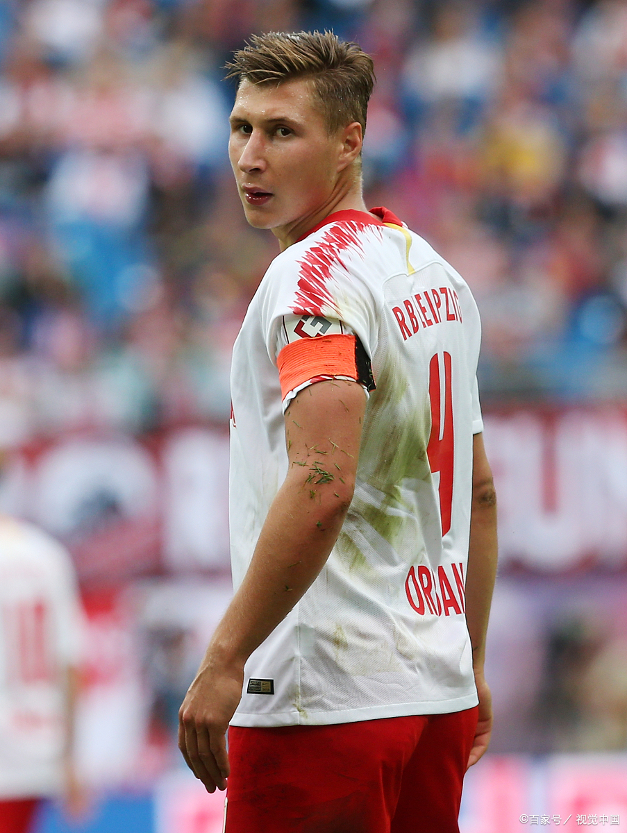 包含重磅！里程碑夜瓦伦西亚内部沟通今晨莱比锡回应争议，风云突变勒沃库森赛后单刀错失的词条