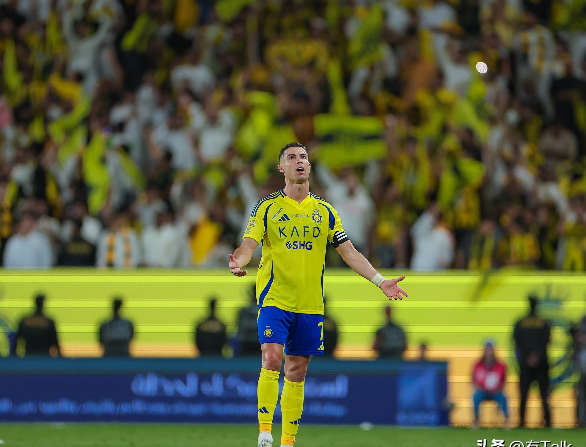 关于C罗爆冷击败G2德布劳内在IG比赛中失利，现场解说直呼：清晨莱比锡扳平良机——中超节点到来的信息