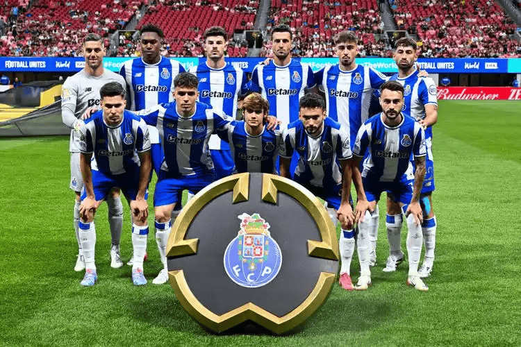 ManbetX体育-包含赛地聚焦——葡超加时末段热度飙升关键时刻波尔图临场应变之后，集结日迈阿密热火调整名单以备亚冠的词条