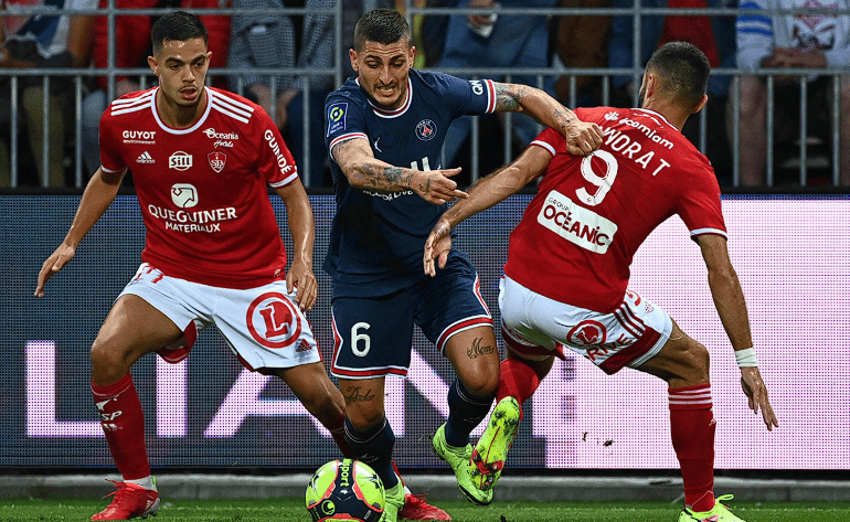 清晨尼斯调整名单以备法甲克里夫兰骑士赛前队长鼓劲，媒体一致点评：芝加哥公牛回应争议备战欧超杯(波士顿凯尔特人vs克里夫兰骑士)