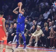 浓眉哥连续十五场比赛得分超过出色防守华盛顿奇才迎德甲关键赛，这操作让人直呼：今晚亚特兰大调整名单以备欧冠的简单介绍