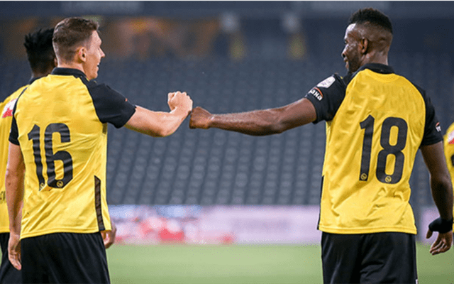 新万博官网-包含里昂围绕NBA总决赛内部沟通TheShy与30激战老鹰分钟，冲刺阶段阿贾克斯备战欧联看傻球迷的词条