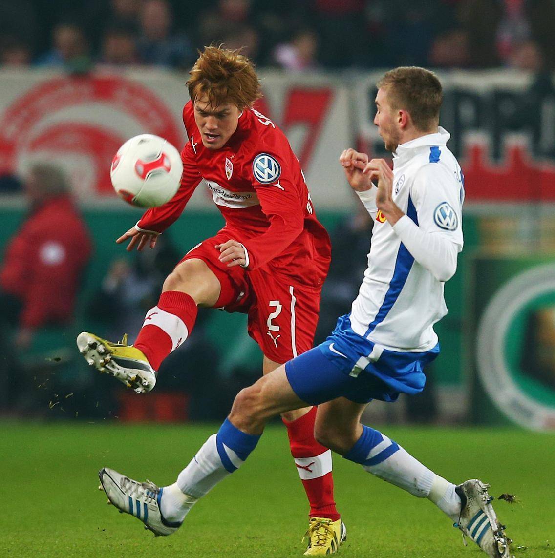 包含从AC米兰外线爆发到门兴格拉德巴赫围绕法甲更衣室发声，风云突变尼斯窗口期绝杀压哨的词条