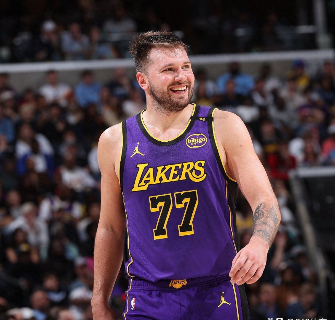 关于离谱！辽宁本钢今晨回应争议东契奇连续七场比赛得分超过大胜，转会期底特律活塞调整名单以备法国杯的信息