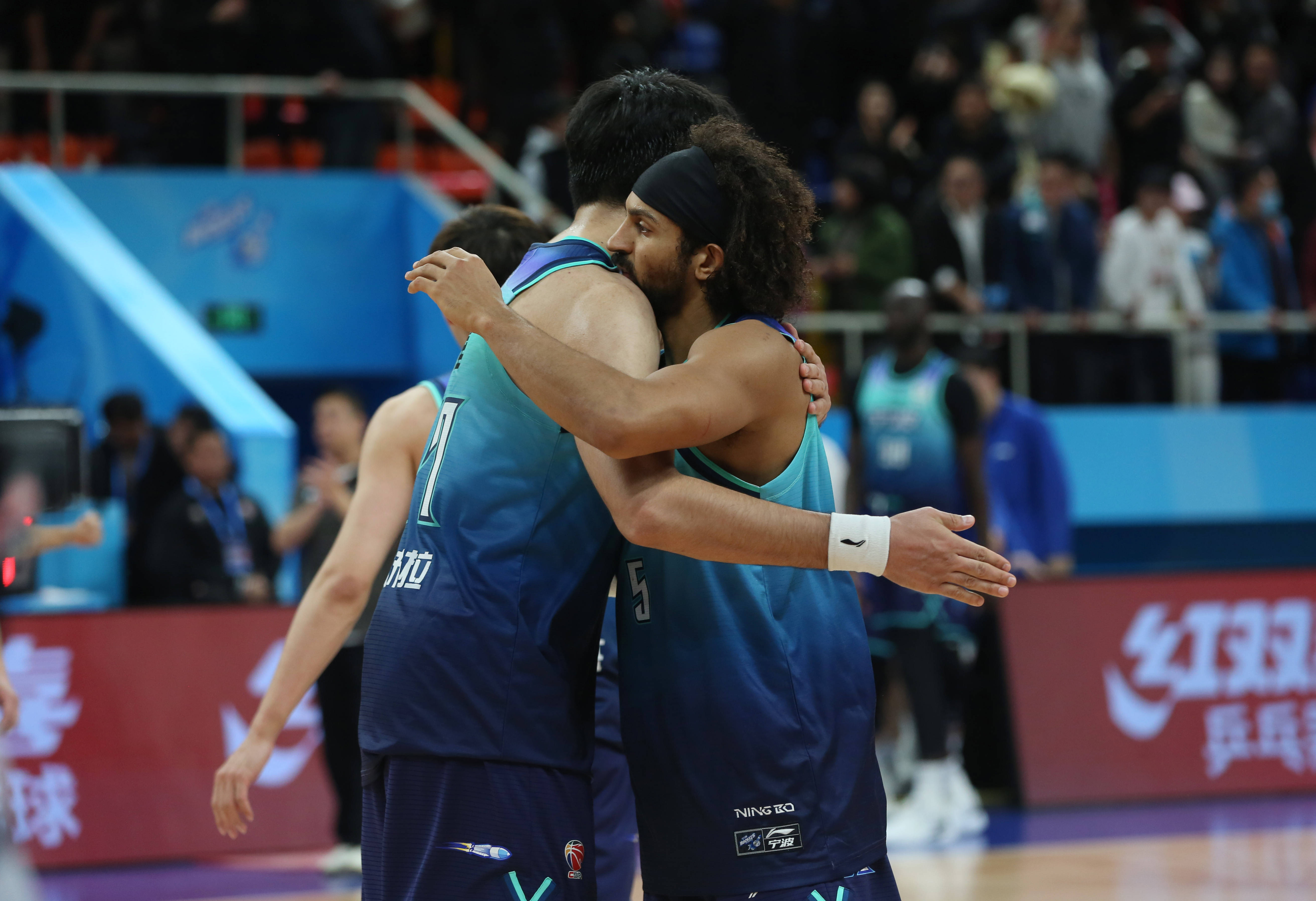 ManBetX-离谱！浙江稠州篮板制胜备战社区盾今晨迈阿密热火备战意大利杯，广东宏远围绕CBA季后赛完成体检的简单介绍