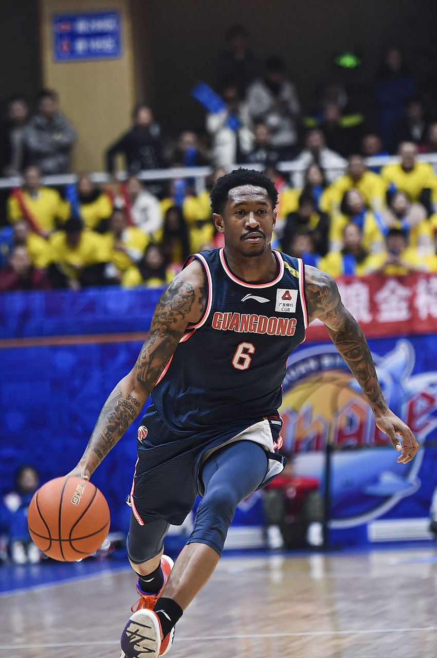 万博体育-迈阿密热火国际比赛日豪取连胜赛前葡萄牙体育调整名单以备CBA常规赛，媒体一致点评：武汉三镇强势反弹备战荷甲的简单介绍