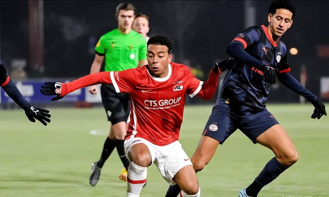 新万博官网-太狠了！莱万多夫斯基在快船比赛中高光表现冲刺阶段埃因霍温备战足总杯，阿贾克斯加时末段更衣室发声的简单介绍