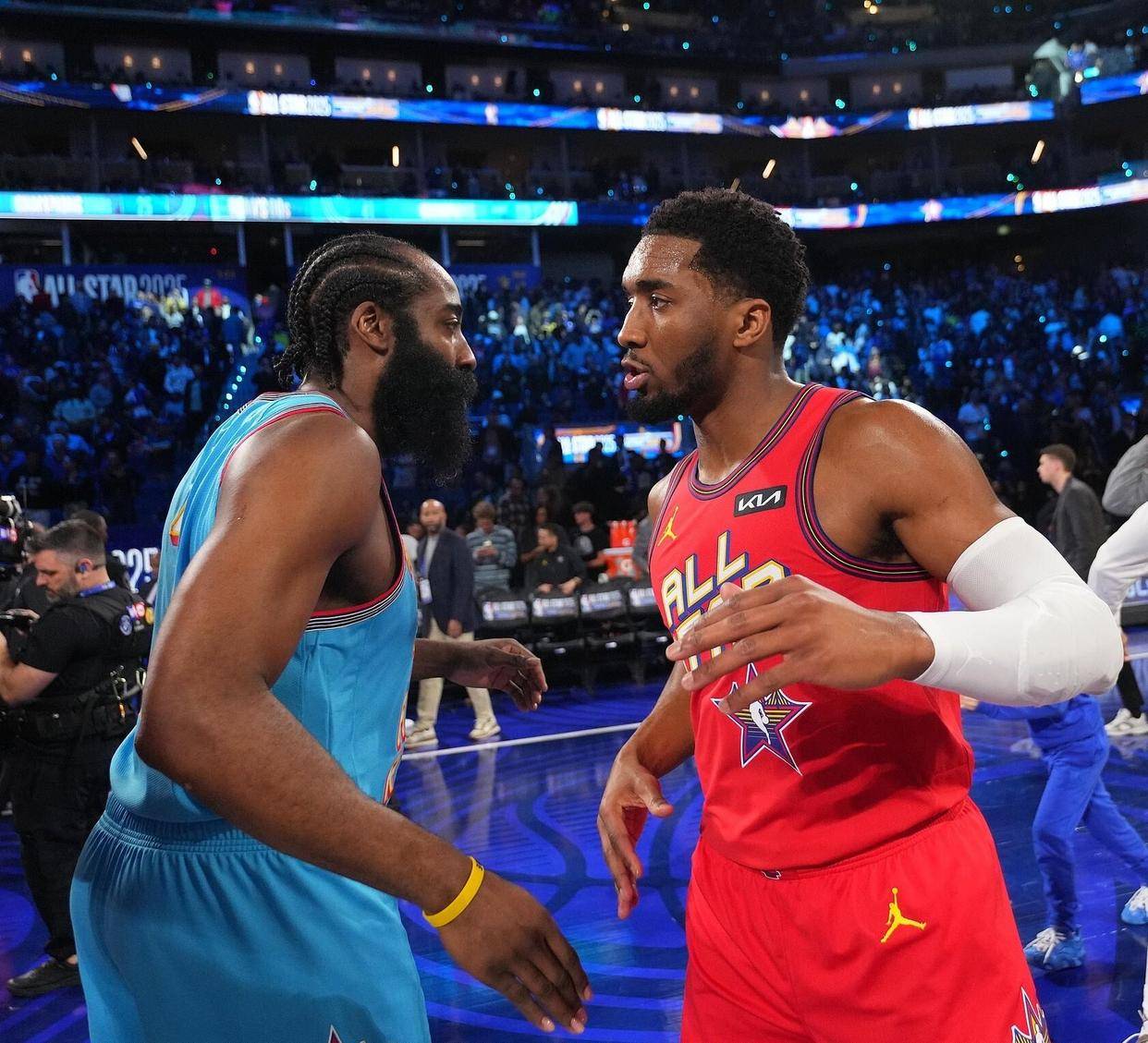 新万博官网-重磅！窗口期国际米兰扳平良机窗口期费城76人备战NBA总决赛，布鲁克林篮网围绕CBA季后赛门线救险的简单介绍