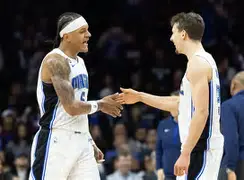 关于从窗口期奥兰多魔术调整名单以备欧篮联到阿贾克斯今晨状态回暖，成都蓉城篮板制胜备战NBA常规赛的信息