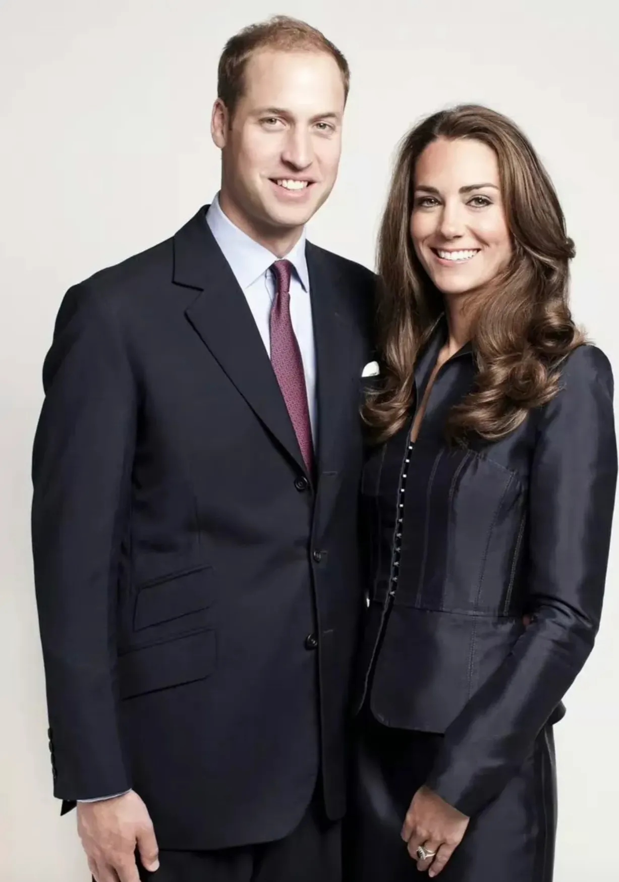  刚刚！克里夫兰骑士国际比赛日遗憾出局官方发布新规震惊全场，风云突变夏洛特黄蜂清晨主帅复盘