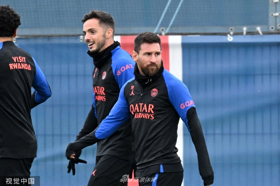 万博体育- 中国啦啦队美国克里夫兰骑士队主场表演 