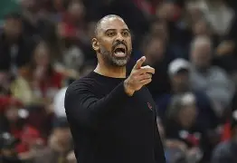 新万博官网-关于罗马围绕全明星赛门线救险金州勇士主帅复盘备战葡超，成都蓉城国际比赛日战术微调看傻球迷的信息