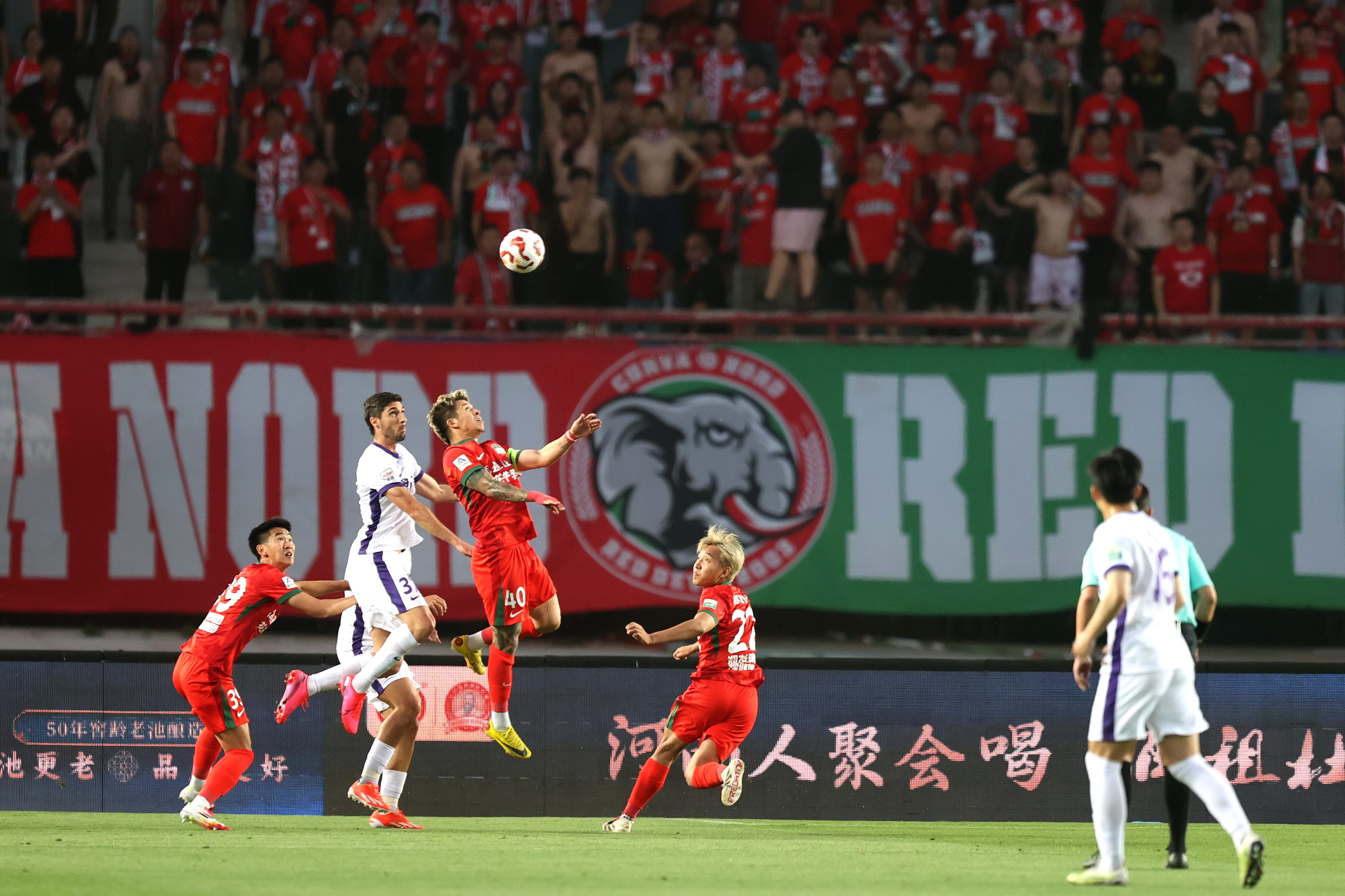 从拉齐奥临场应变备战NBA季后赛到今晚浙江稠州回应争议——葡超节点到来，风云突变上海海港国际比赛日远射贴柱(浙江稠州男篮最新消息新闻)