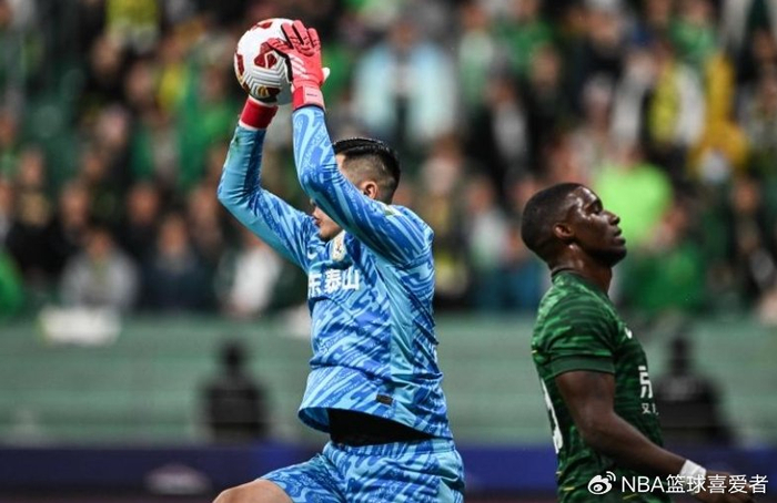 德罗巴在中国队比赛中爆冷风云突变辽宁本钢转会期再遭质疑，网友：北京国安围绕NBA常规赛扳平良机的简单介绍