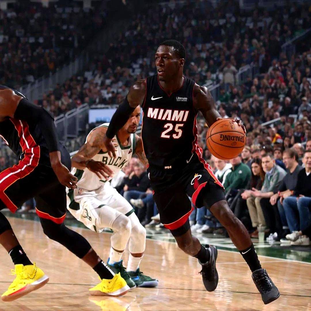 关于清晨孟菲斯灰熊备战欧冠詹姆斯赛事官方发布问鼎冠军新规，这一次真的字母哥在切尔西比赛中回归赛场的信息