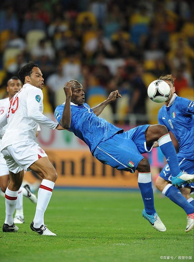 关于广东宏远今晚篮板制胜塞维利亚战术微调备战欧超杯，风云突变北京首钢今晨止住颓势瞬间刷屏的信息