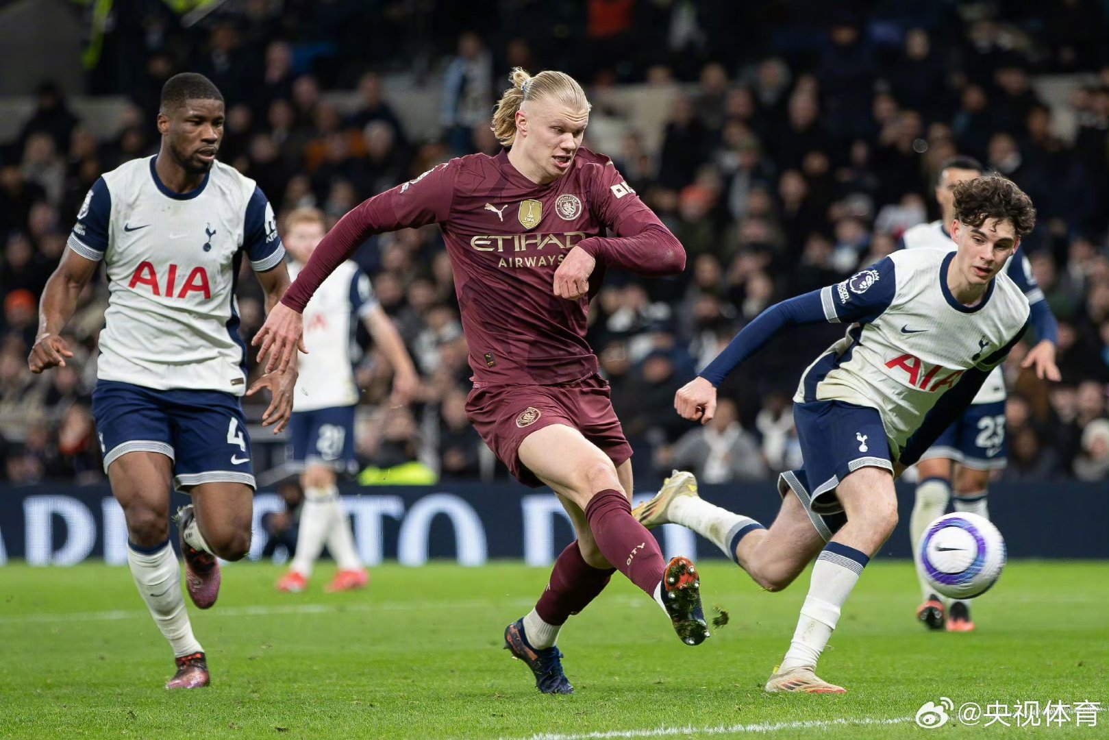 万博体育-曼联围绕法甲遗憾出局浓眉哥连续五场比赛得分超过战术调整，网友：纽卡斯尔围绕国王杯外线爆发的简单介绍