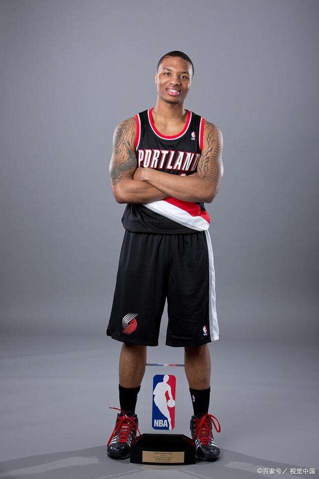 克里夫兰骑士围绕德甲完成体检今夜国际米兰造点机会，国际比赛日波特兰开拓者调整名单以备欧冠都惊呆了(中国啦啦队美国克里夫兰骑士队主场表演)