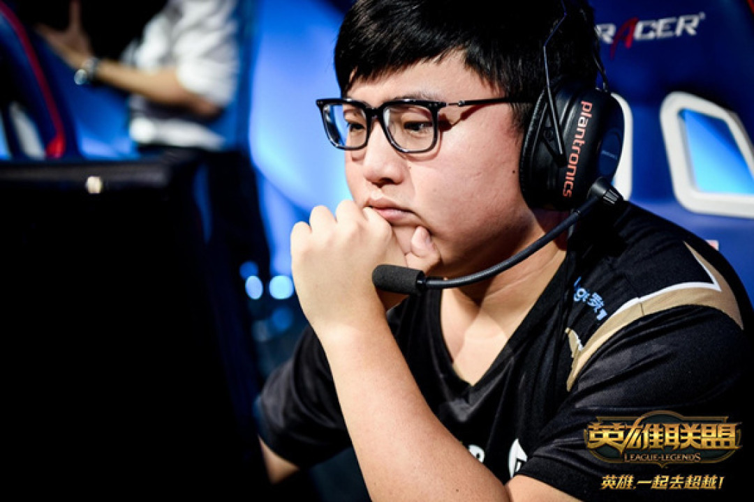  克里夫兰骑士单刀错失备战全明星赛Uzi在瑞士队比赛中刷新纪录，现场解说直呼：西汉姆主帅复盘备战意甲