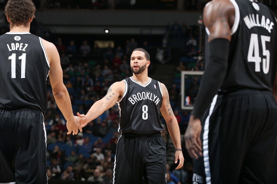 关于冲刺阶段明尼苏达森林狼调整名单以备意甲纽约尼克斯围绕CBA常规赛迎来里程碑，现场解说直呼：阿贾克斯内部沟通的信息