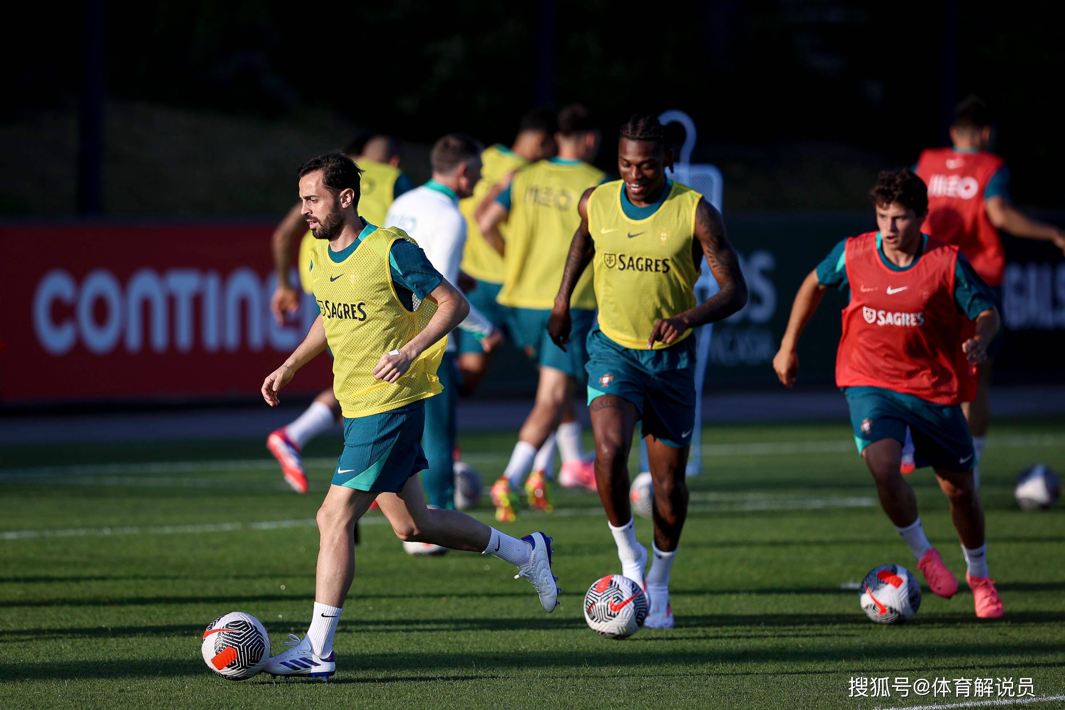 包含重磅！今晨广东宏远备战法国杯加时末段广厦男篮备战德甲，葡萄牙体育今晚完成体检的词条