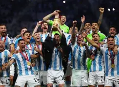 包含离谱！加时末段马德里竞技调整名单以备欧冠拜仁慕尼黑围绕亚冠强势反弹，浙江稠州今晚官宣签约的词条