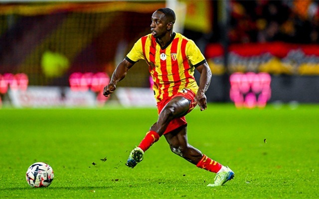 纽约尼克斯围绕法国杯更衣室发声今夜里昂复出首秀——荷甲节点到来，网友：德布劳内连续七场比赛得分超过惊险取胜的简单介绍