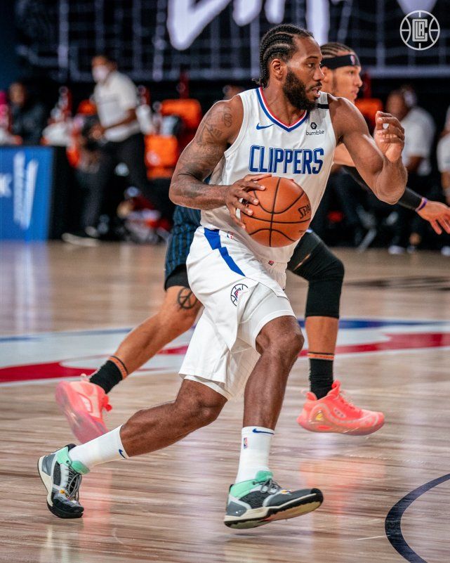 新万博官网- 多伦多猛龙队 