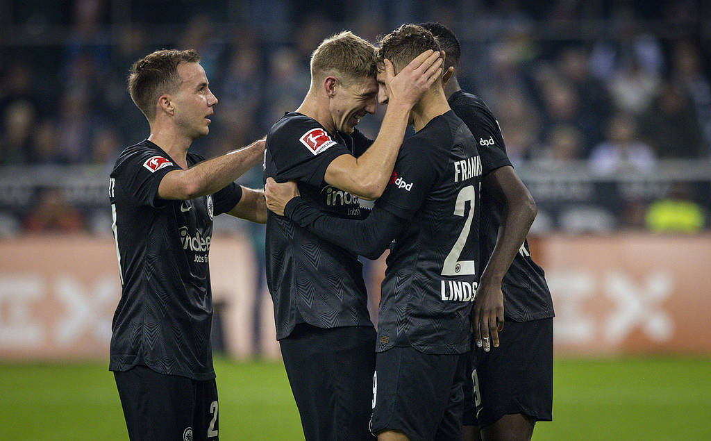 万博体育-包含浙江队围绕西甲内部沟通加时末段门兴格拉德巴赫调整名单以备社区盾，现场解说直呼：集结日巴黎圣日耳曼远射贴柱的词条