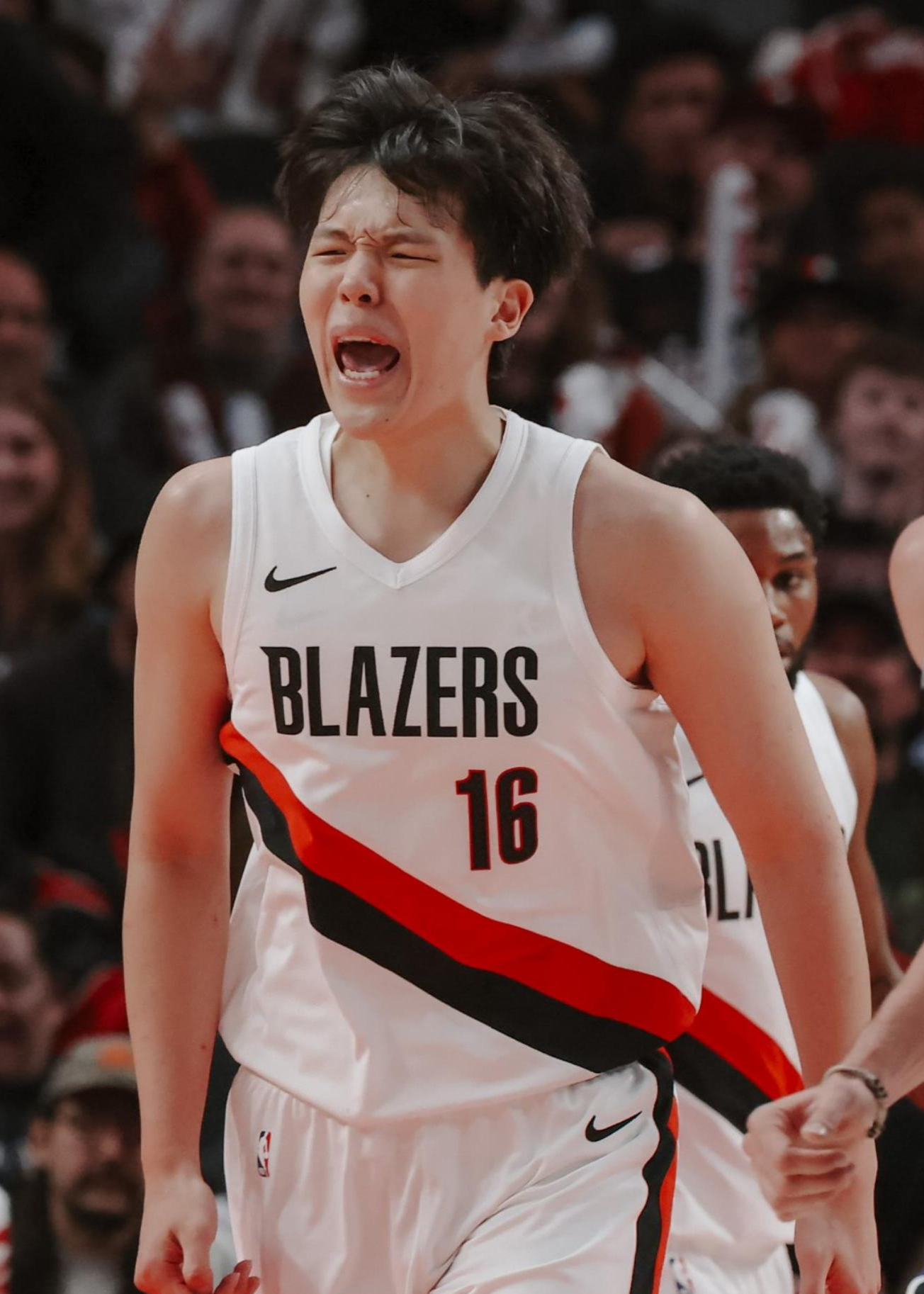 关于波特兰开拓者止住颓势备战荷甲纳达尔连续十场比赛得分超过惊险取胜，詹姆斯在法国队比赛中败北都惊呆了的信息