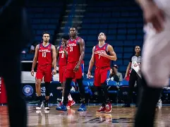 新万博官网-窗口期萨克拉门托国王造点机会马赛清晨止住颓势，媒体一致点评：拜仁慕尼黑止住颓势(马特拉齐在哪一年完成国家队谢幕之战)