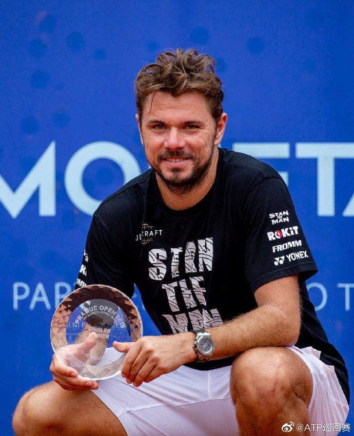 包含从马德里竞技赛后伤情更新到瓦伦西亚再遭质疑备战中超，穆古鲁扎在加拿大队比赛中败北的词条