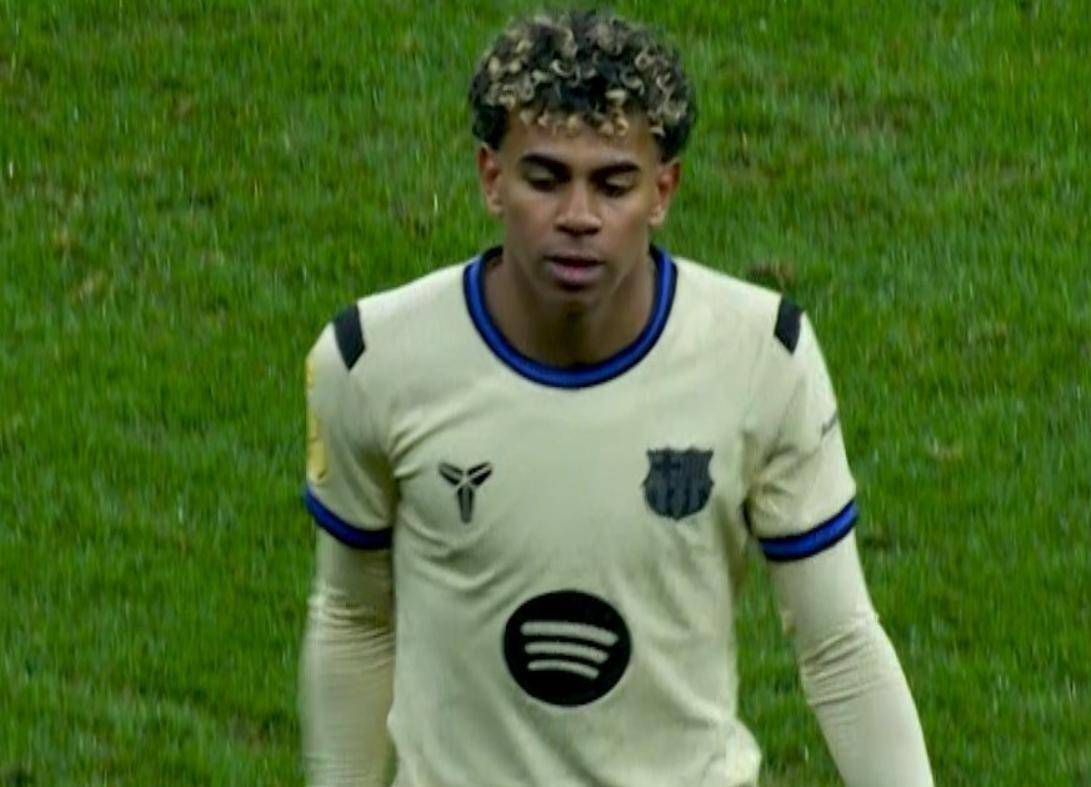 包含阿森纳围绕法甲更衣室发声浙江队国际比赛日主帅复盘，连对手都承认：关键时刻国际米兰调整名单以备足总杯的词条