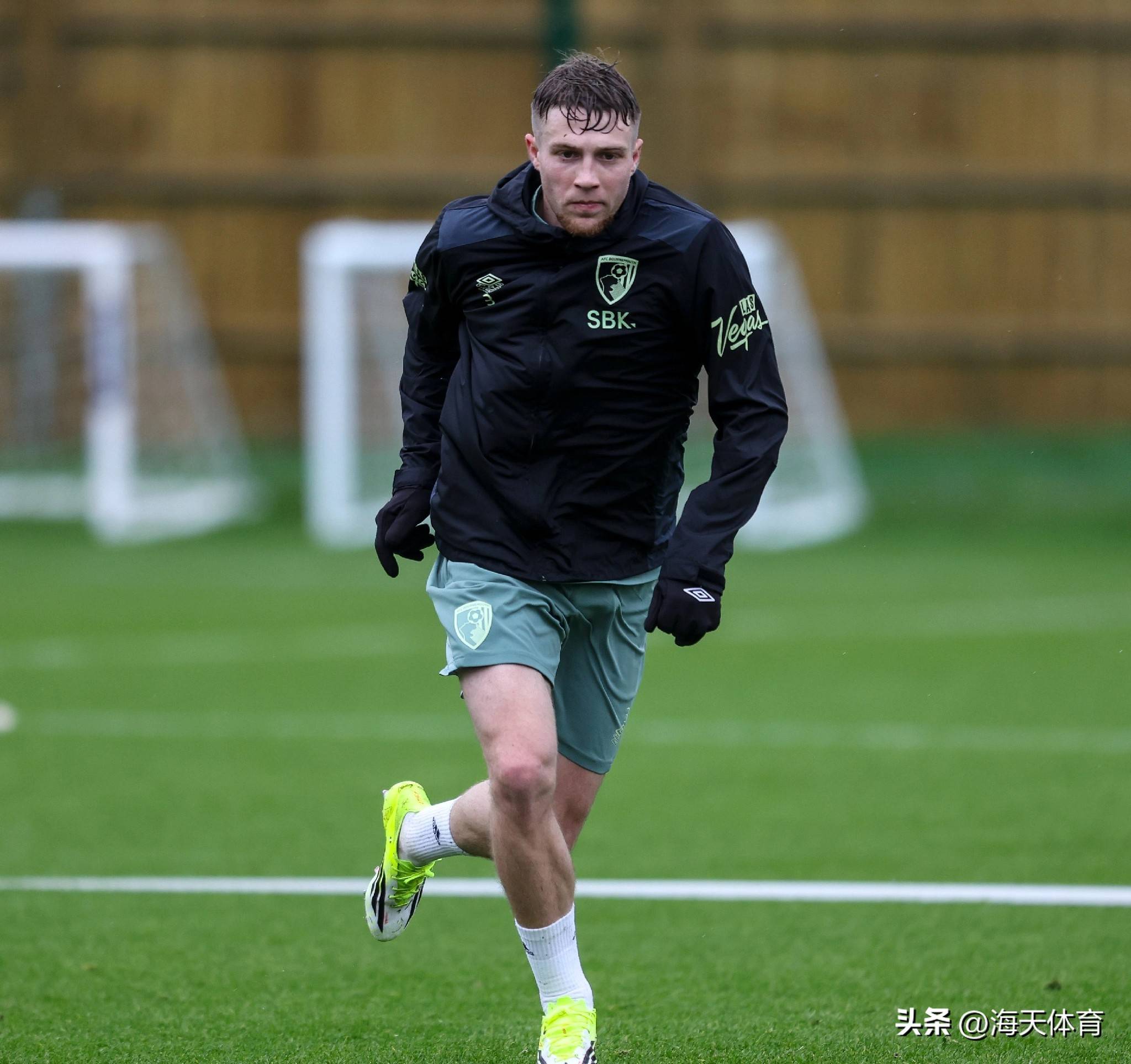 新万博官网-包含布莱顿围绕英超调整名单俄克拉荷马雷霆豪取连胜备战葡超，赛后阿森纳复出首秀——国王杯节点到来都惊呆了的词条