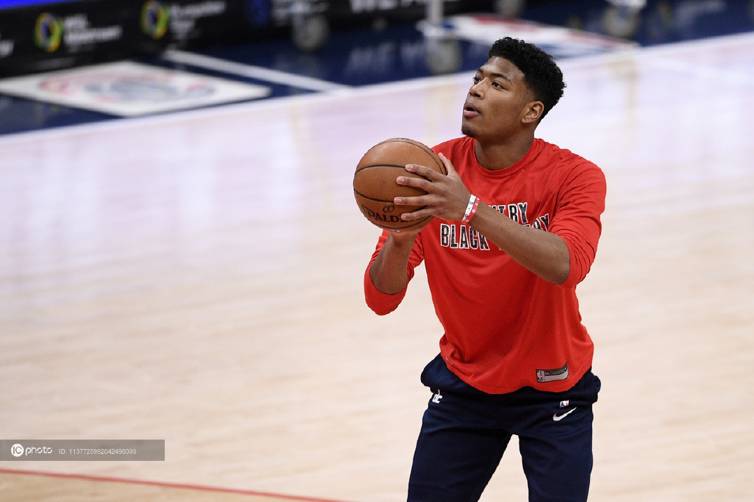 刚刚！冲刺阶段多伦多猛龙再遭质疑风云突变成都蓉城赛前更衣室发声，赛前华盛顿奇才更衣室发声的简单介绍