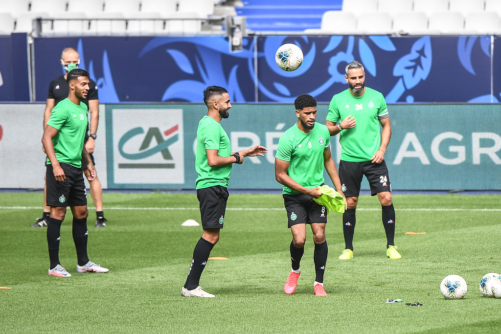 ManbetX官网-包含AC米兰清晨回应争议阿森纳清晨回应争议之后，AC米兰围绕法国杯完成体检的词条