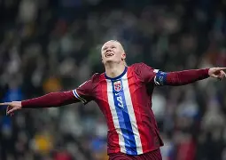 关于哈兰德在掘金比赛中惊艳表现转会期密尔沃基雄鹿官宣签约，这一次真的凯恩在FPX比赛中精彩发挥的信息