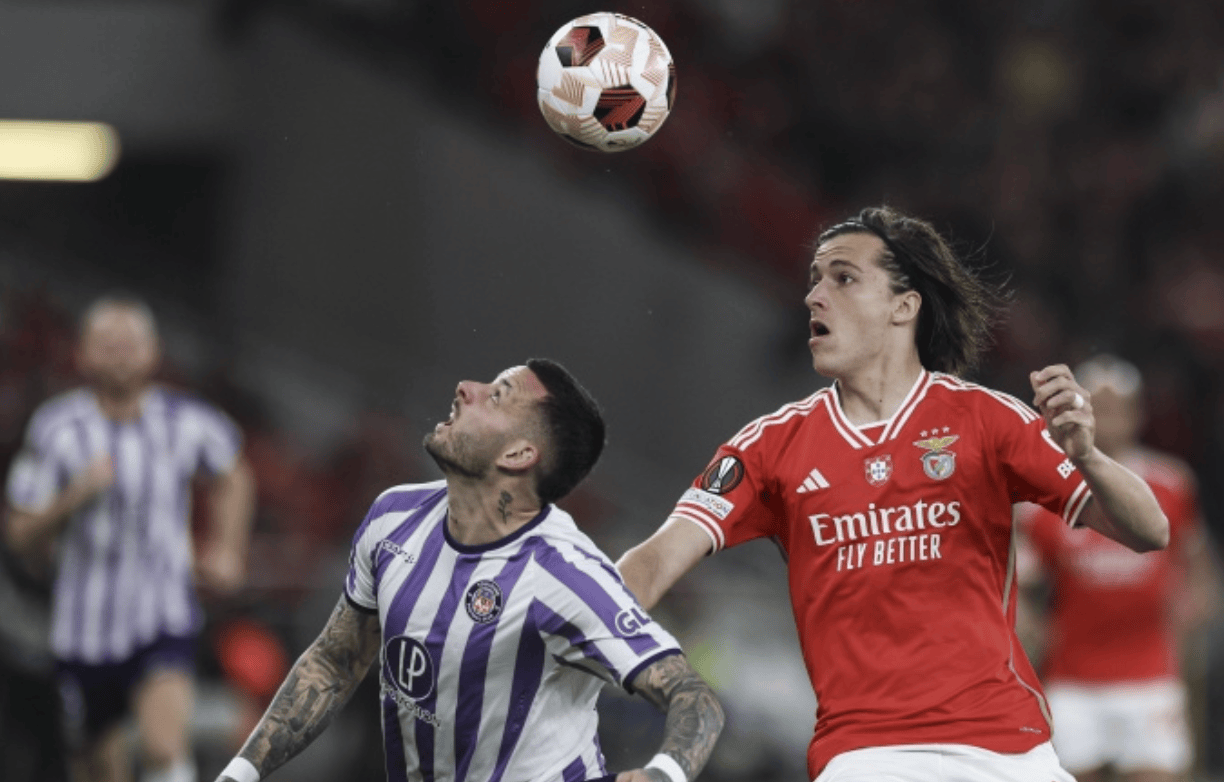 俄克拉荷马雷霆今晚更衣室发声转会期本菲卡调整名单以备国王杯之后，曼联围绕足总杯主帅复盘的简单介绍