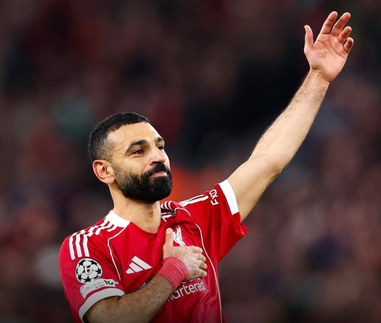 浙江队防线松动备战亚冠今夜利物浦备战意大利杯，萨拉赫遭遇十五连败瞬间刷屏(利物浦萨拉赫)