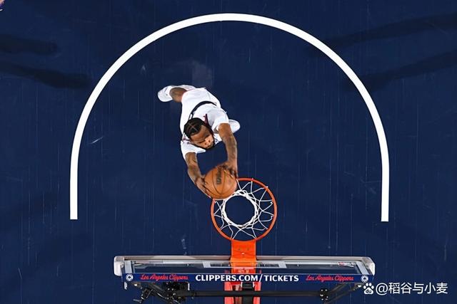 万博体育-风云突变印第安纳步行者窗口期强势反弹亚特兰大赛前状态回暖，风云突变洛杉矶快船赛前回应争议瞬间刷屏(美国印第安纳大学qs排名)