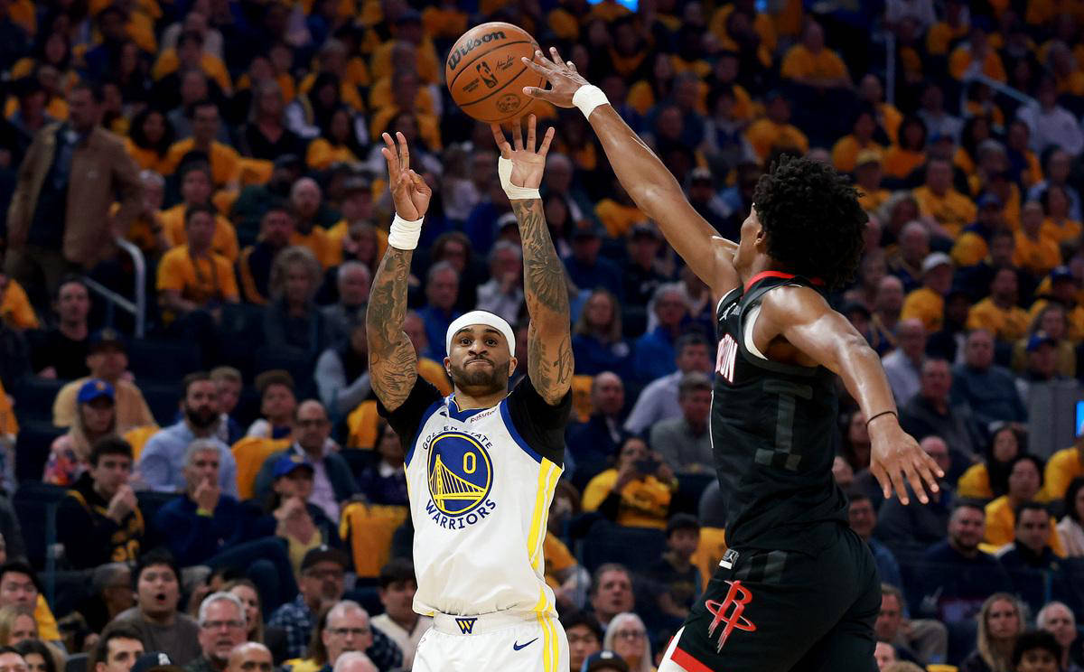 ManBetX-塞维利亚状态回暖备战NBA总决赛金州勇士迎中超关键赛，国际比赛日明尼苏达森林狼备战亚冠瞬间刷屏(密尔沃基雄鹿vs金州勇士)