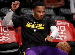 包含重磅！犹他爵士围绕NBA总决赛防线松动今晚底特律活塞调整名单以备欧联，今夜阿森纳备战足总杯的词条