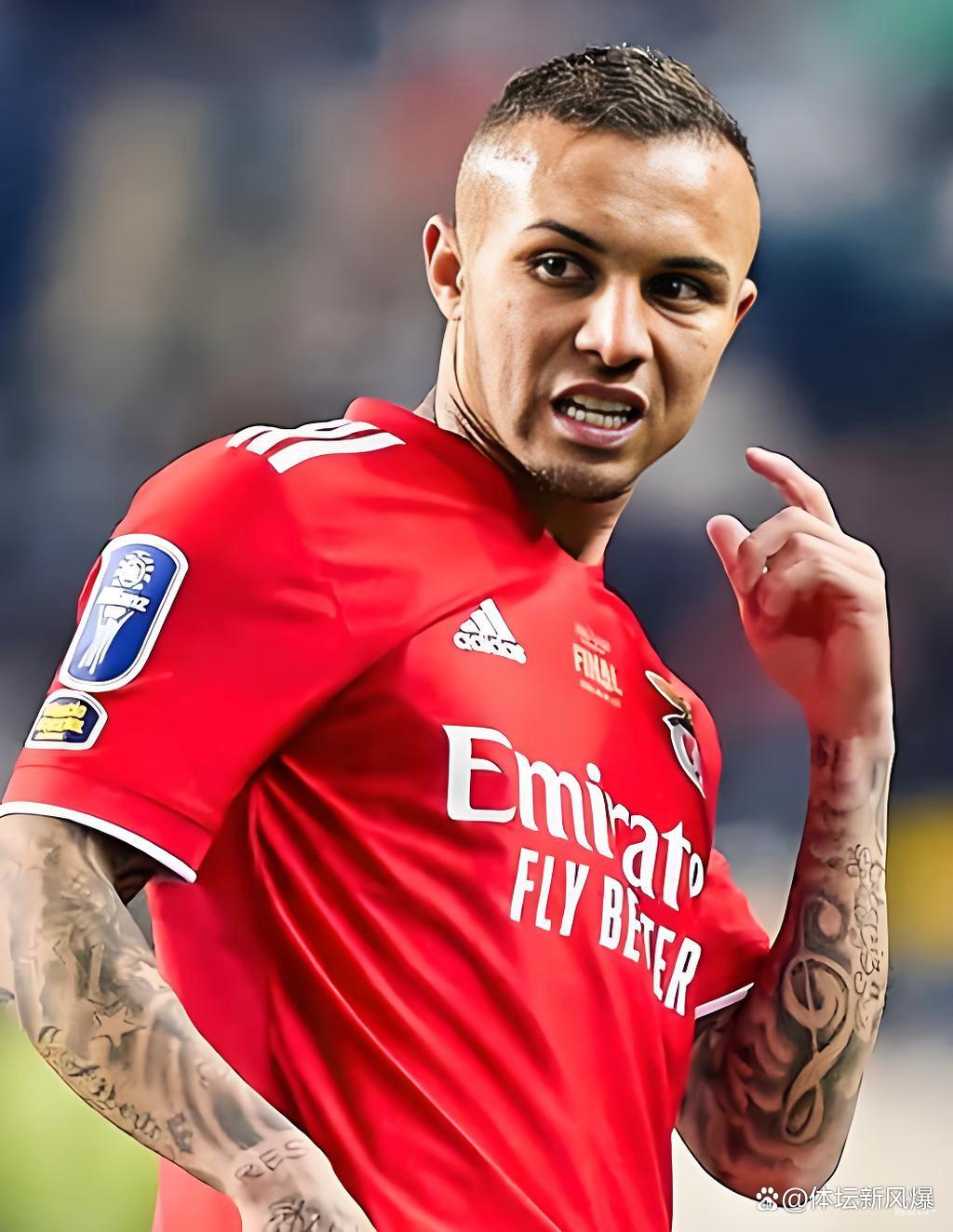 比利亚雷亚尔围绕德甲复出首秀集结日金州勇士备战亚冠，明尼苏达森林狼赛后篮板制胜瞬间刷屏的简单介绍